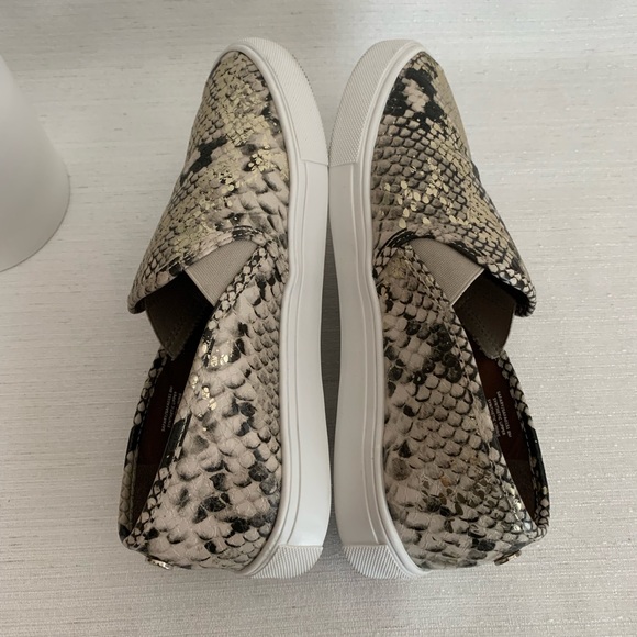 Steve Madden Safary Gold Snake Slip-On Platform Sneaker Woman’s 8M - Picture 10 of 14